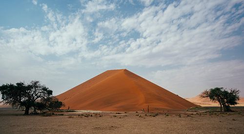 Zandduin in de Namib-woestijn van Namibië, Afrika