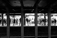 Metro in New York City in Schwarz Weiss 2 von Ingrid Meuleman Miniaturansicht