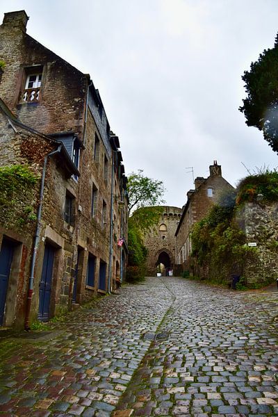 Dinan ist das Juwel der Bretagne von Jan Radstake