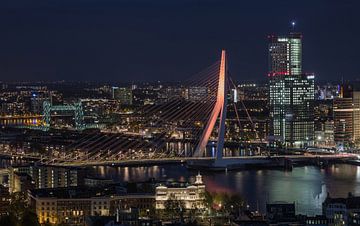 The Erasmus bridge in Rotterdam in royal color by MS Fotografie | Marc van der Stelt