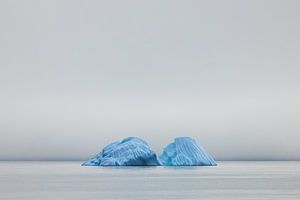Icebergs dans la baie de Disko, au Groenland. sur Martijn Smeets