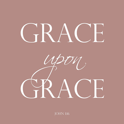 Grace upon Grace – Christian wall decoration in antique pink