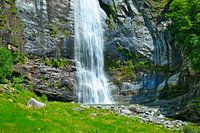 Waterval in de Maggia-vallei