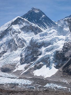 Mount Everest by Menno Boermans