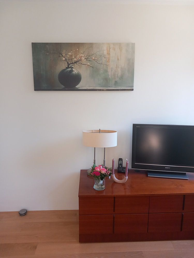 Stillleben Erdtöne | Flüsterblütenresonanz  von Kunst Laune 