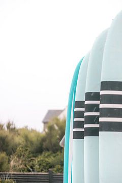 Surfplanken Bretagne | Foto print Frankrijk | Surfen zee reisfotografie van HelloHappylife