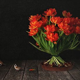 Orange tulip bulbs with garden birds by Cindy Dominika