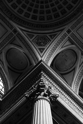 Detailaufnahme von Kuppel und Kapitell im Pantheon | Paris