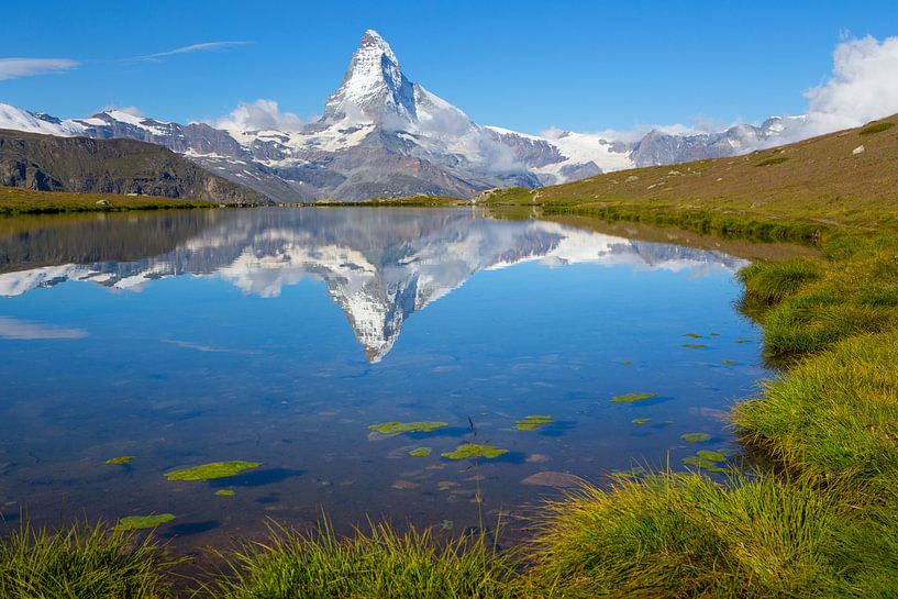 Spiegelung des Matterhorns im Stellisee von Menno Boermans