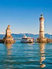 Hafen von Lindau am Bodensee von Werner Dieterich