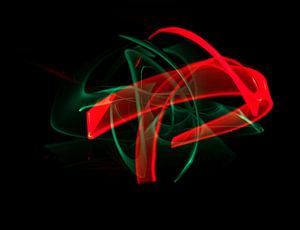 Lightpainting in green and red von Rick Verdonschot