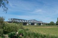 Spoorbrug over de Maas bij Den Bosch van Patrick Verhoef thumbnail