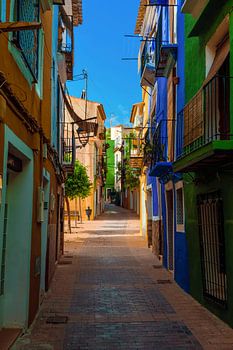 Farben spritzen durch die Straße