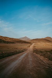 Roadtrip wanderlust | route de montagne Andalousie Espagne sur sonja koning