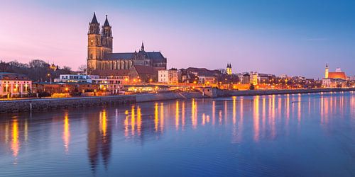 Blaue Stunde in Magdeburg