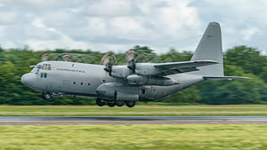 Österreichisches Transportflugzeug vom Typ Lockheed C-130K.
