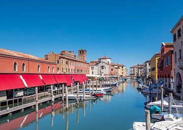 Gezicht op de stad Chioggia in Italië van Animaflora PicsStock