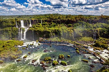 Die Iguazu Wasserfälle zwischen Argentinien und Brasilien