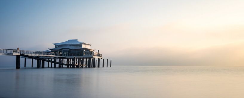 Teahouse Timmendorfer Strand on the Baltic Sea by Nils Steiner