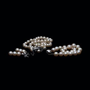 Perles de culture avec fermoirs en argent