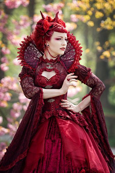 Queen of Hearts by Lonneke Prins