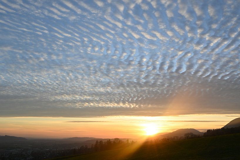 Traces in the sky by Christoph Leimer