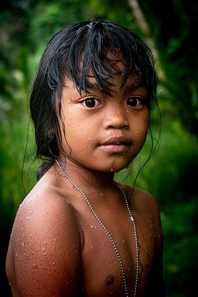 Portrait of a girl in Bali by Ellis Peeters