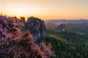 Sonnenuntergang im Elbsandsteingebirge von Marc-Sven Kirsch
