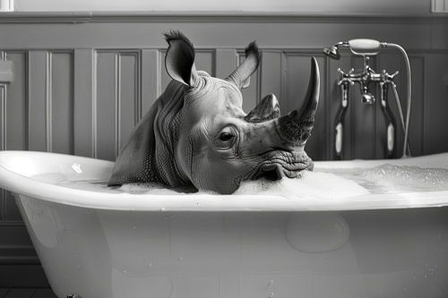 Neushoorn in bad - Een unieke badkamerfoto voor je toilet