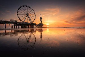 Coucher de soleil sur la jetée de Scheveningen