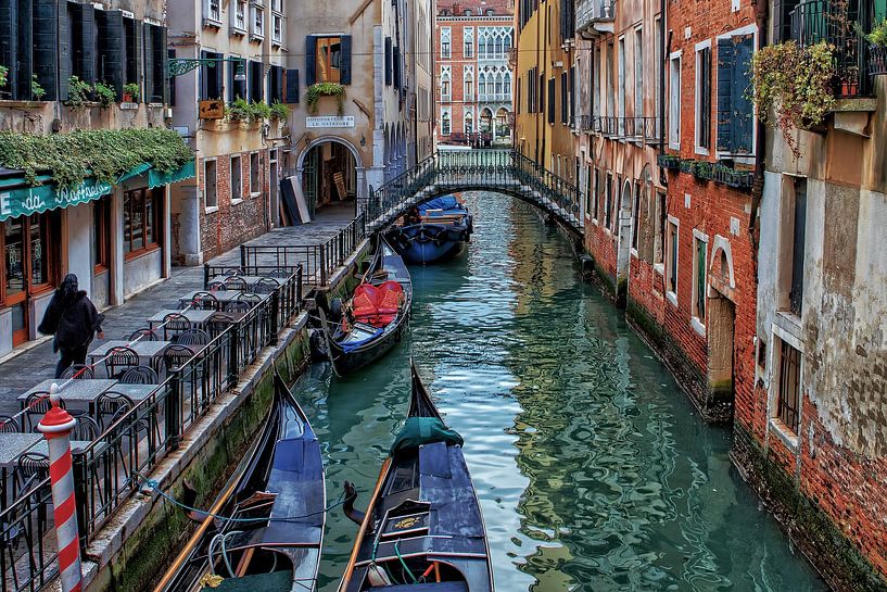 Venice by Hello Pompoyo