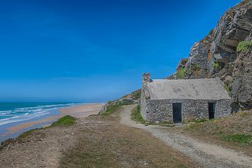 Coastal strip at Carteret, Normandy by Peter Bartelings