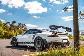 Porsche 911 GT2 RS MR by Bas Fransen