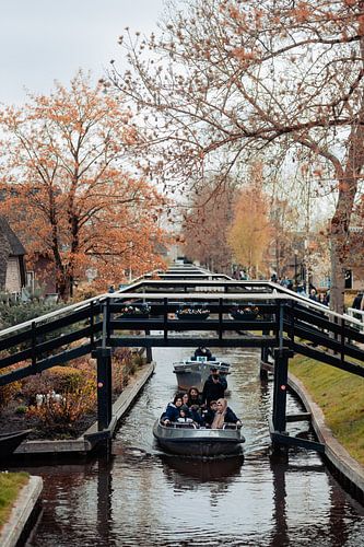 Eine Brücke für jede Stimmung.  Der unveränderliche Charme der Architektur von Giethoorn'lässt nie an Reiz verlieren.