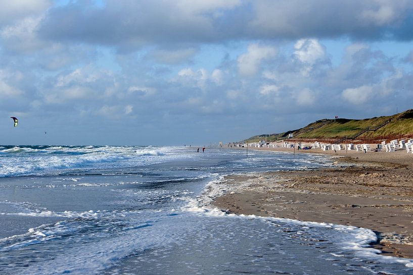 Stürmisches Wetter am Strand auf Sylt von Martin Flechsig