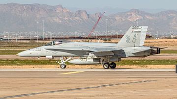 U.S. Navy McDonnell Douglas F/A-18C Hornet. van Jaap van den Berg