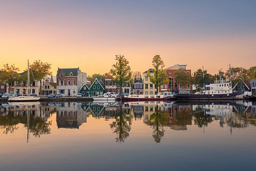 Zicht op Zaanweg in Wormerveer