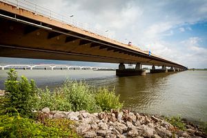 Moerdijkbruggen van Pixel Meeting Point