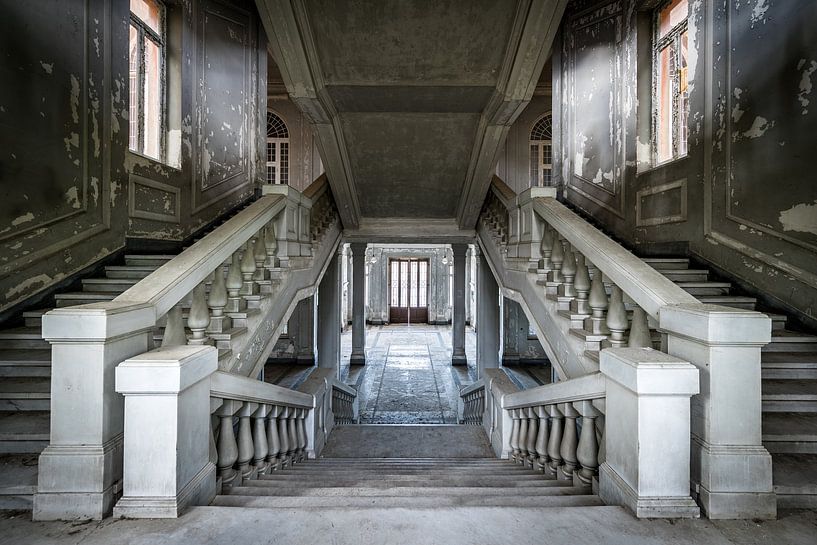 Treppen in großer Villa von Inge van den Brande