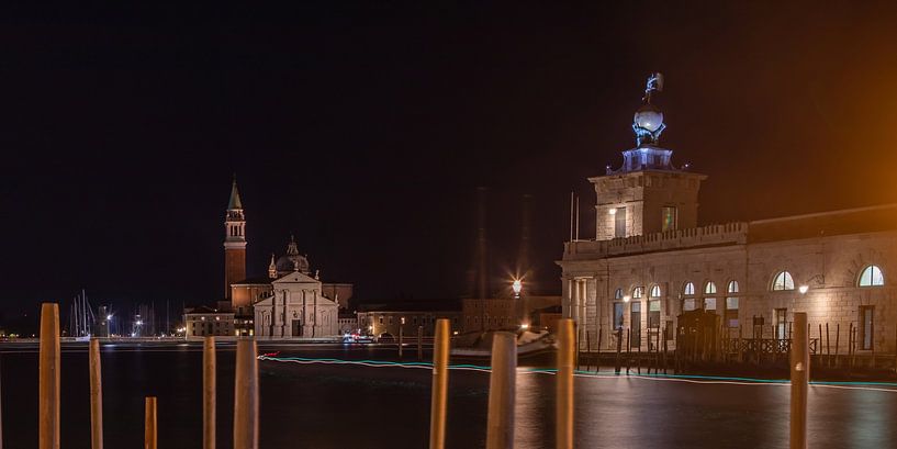Vue sur le Grand Canal vers la Basilique de San Giorgio Maggiore par t.ART