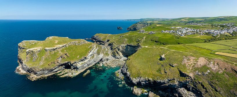Tintagel Castle by Markus Keller