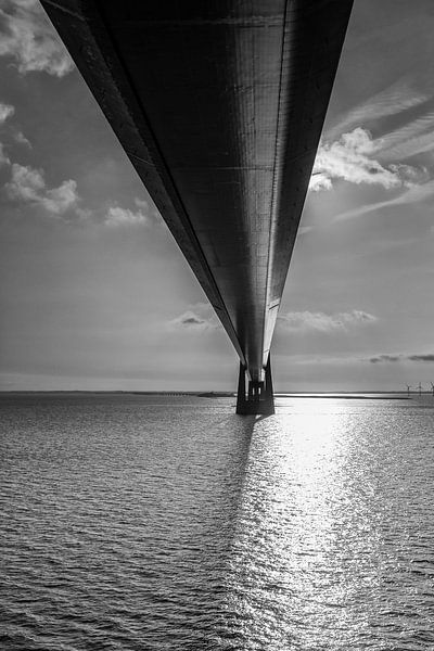 Die Brücke über den Großen Belt. von Menno Schaefer