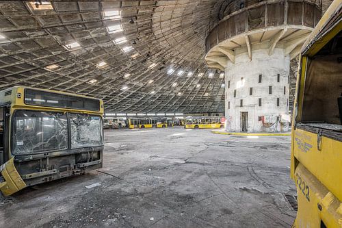 Lost Place - verlaten busstation in Oost-Europa