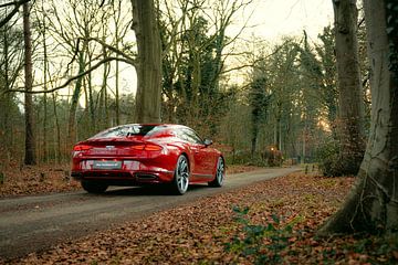 Bentley Continental GT en rouge