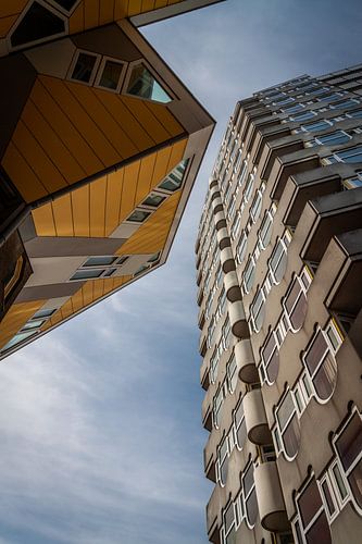 Würfelhaus mit Blaaktoren