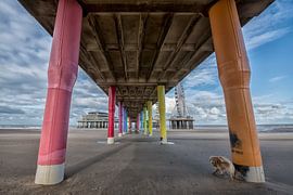 de Pier van Scheveningen by Tilly Meijer