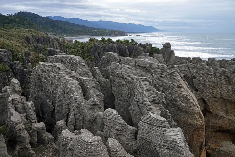 Pancake rocks in Punakaiki, Neuseeland von Aagje de Jong