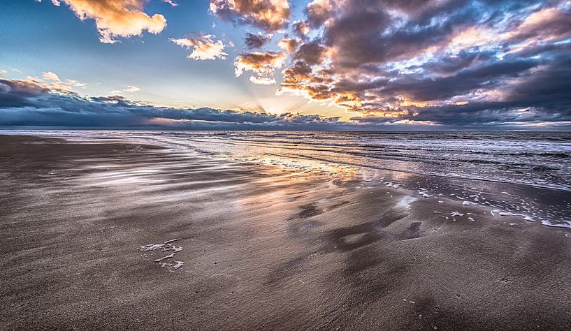 Beautiful Dutch Beach von Alex Hiemstra