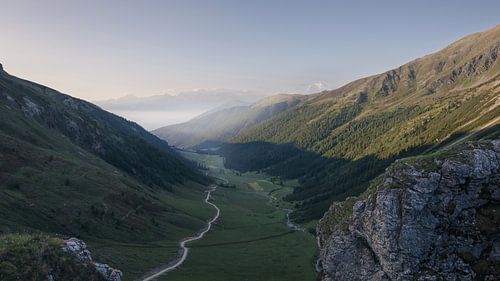 L'aube sur la vallée de Schlinig