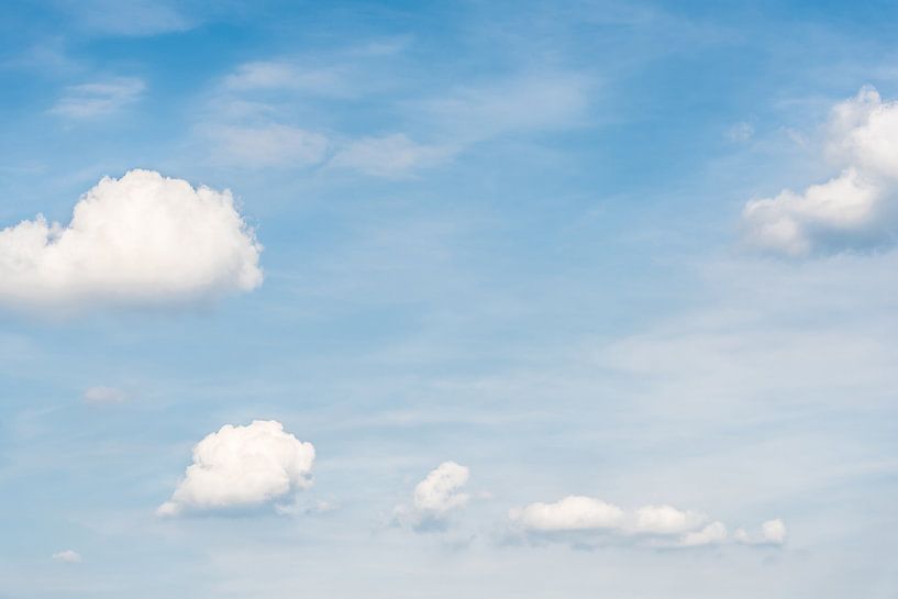 Clouds by Günter Albers